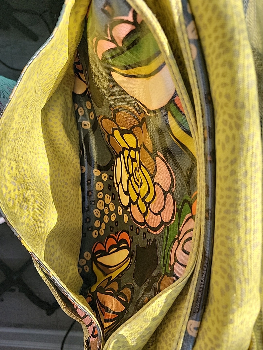 FOSSIL Key Per Gray Canvas Coated Glossy Flower Scene Messenger Laptop Bag - Picture 6 of 9
